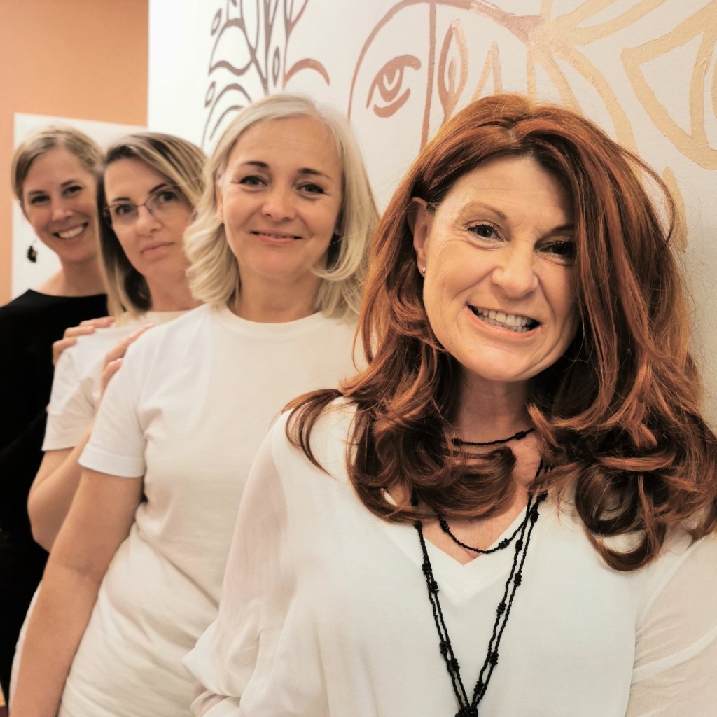 Friseurin Gabriele Herzog, Apur Kosmetikerin Alexandra Zimmer-Schauer, Fußpflege und Tuina An Mo TCM Massage Karin Goldberger in Korneuburg